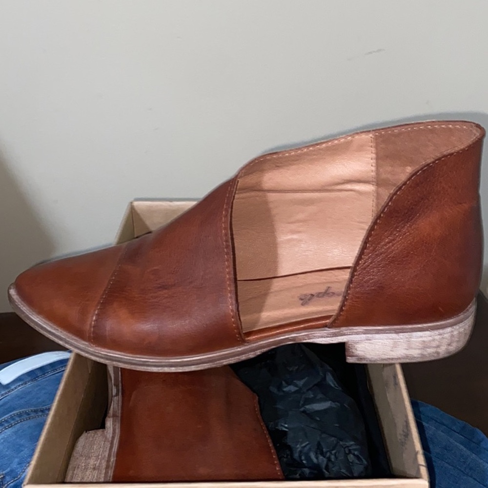 Free people royal flats 37 taupe brown sz 7